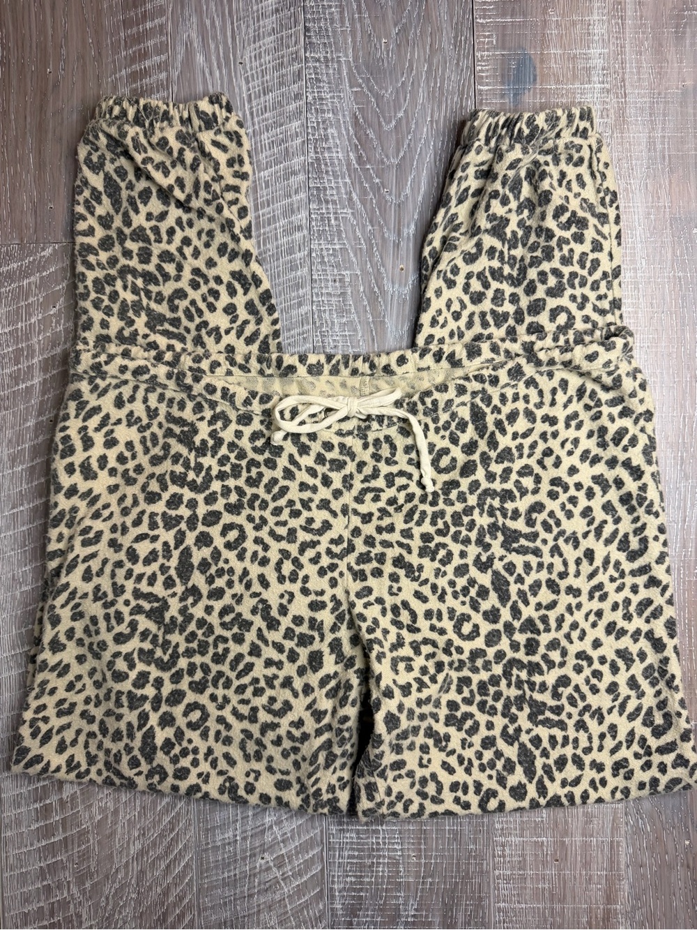 Chaser Leopard Print Knit Pants - Beige & Black - Picture 3 of 3
